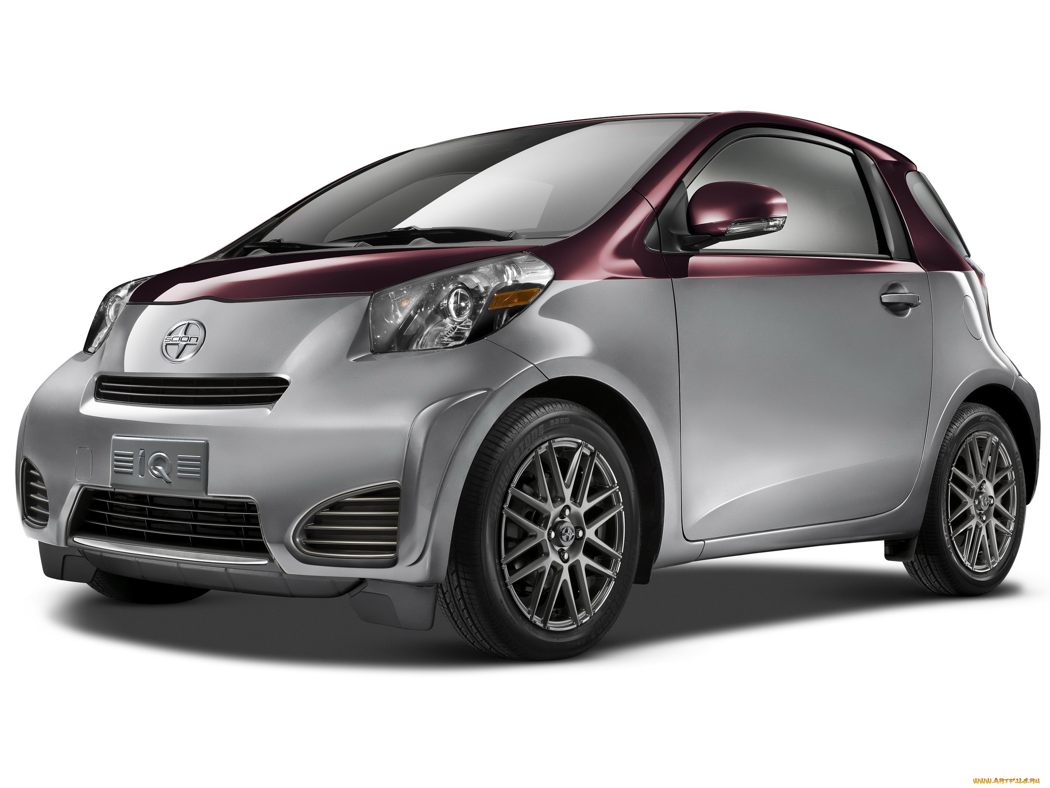 , scion, iq, monogram